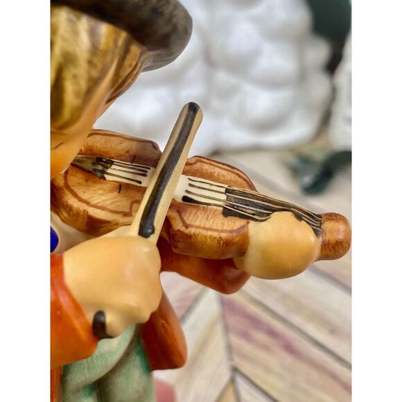 Hummel Puppy Love #1 Boy playing violin 5" tall TMK-5 - Picture 8 of 15